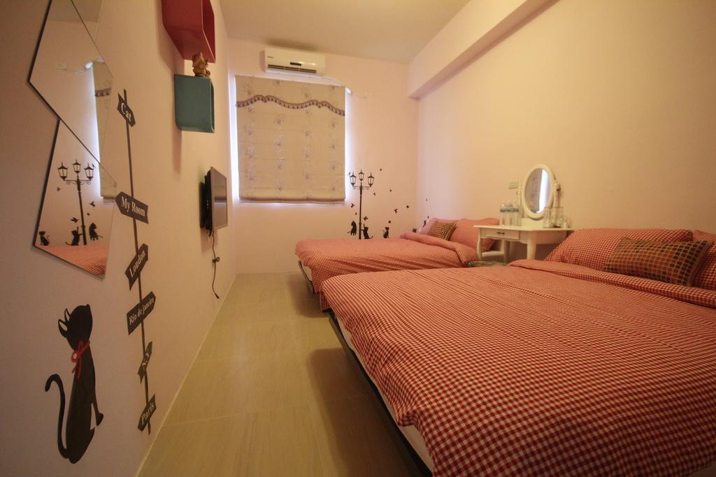 萩閣民宿sara'S House走路可到夜市近市區好停車 Hualien City Room photo